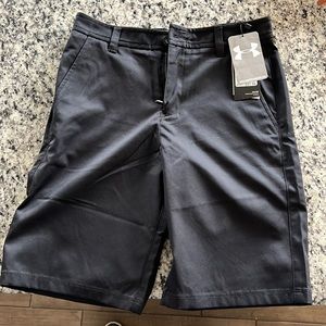 Under Armour boys dress short